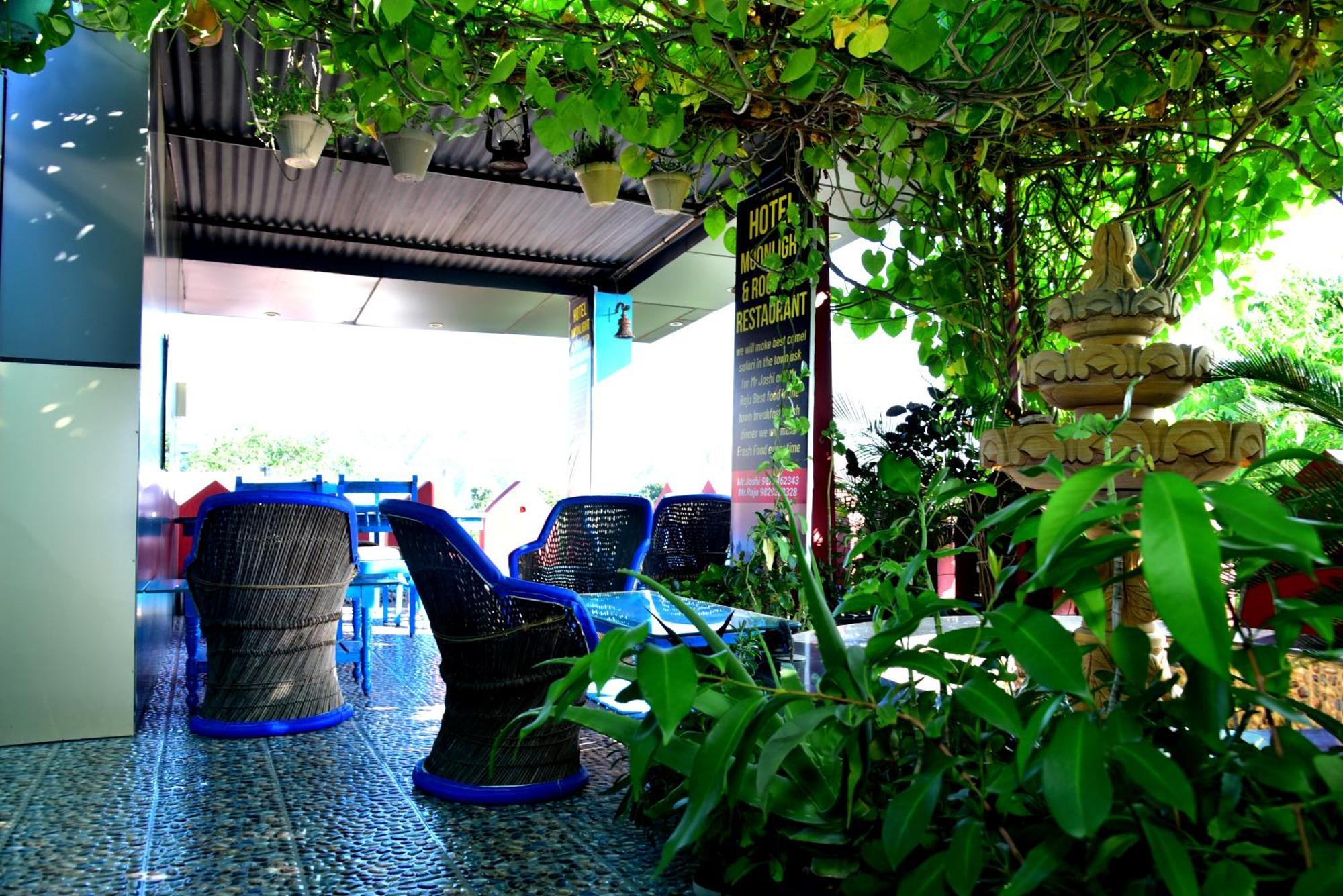 Hotel Moon Light พุชการ์ ภายนอก รูปภาพ