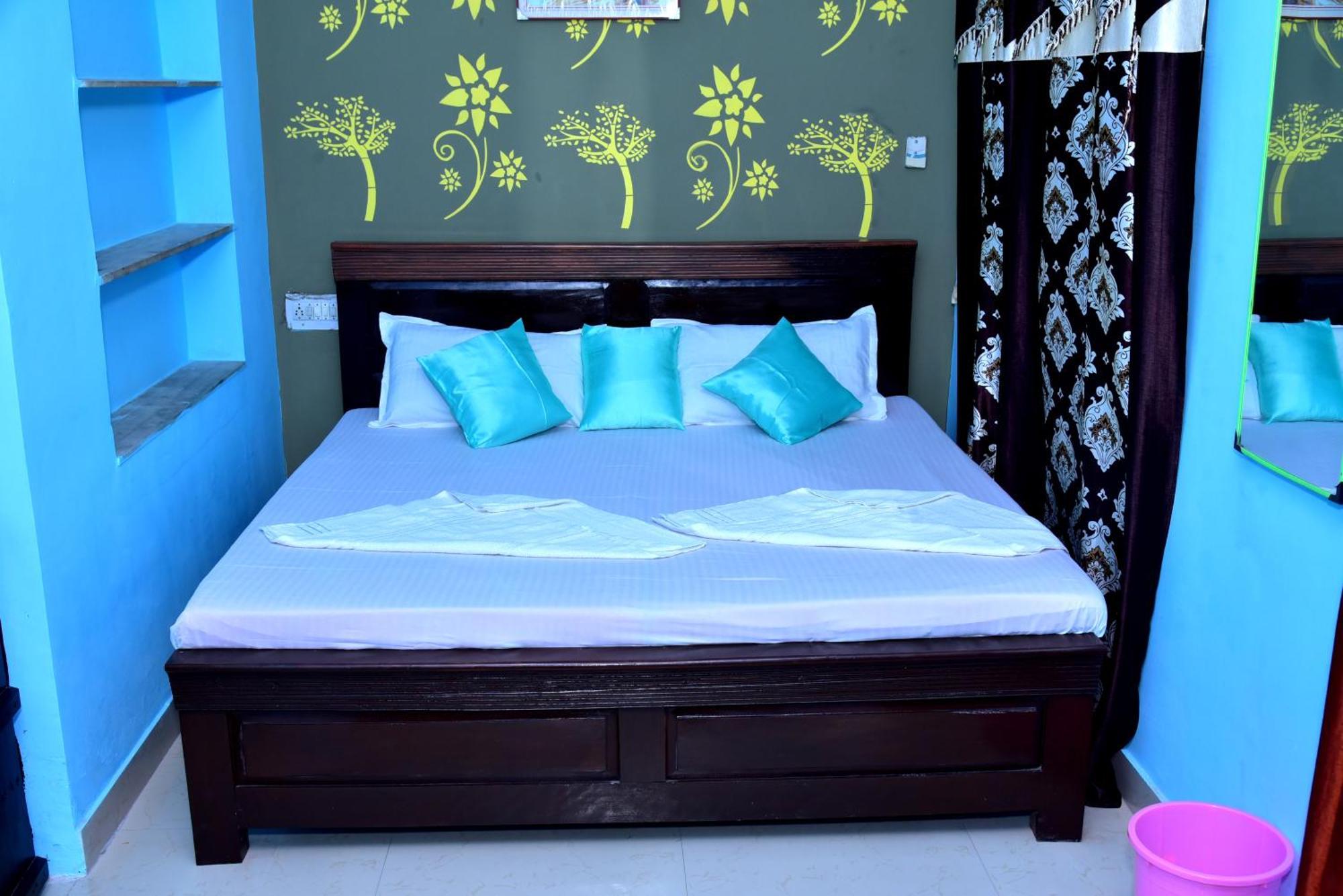 Hotel Moon Light พุชการ์ ห้อง รูปภาพ